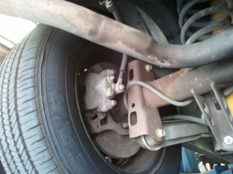 1998 Ford Crown Victoria - 1998 Ford Crown Victoria Under Carriage pictures June 2011