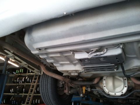 1998 Ford Crown Victoria - 1998 Ford Crown Victoria Under Carriage pictures June 2011
