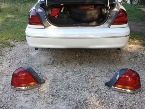 1998 Ford Crown Victoria - 1998 Ford Crown Victoria Tricky Vicky