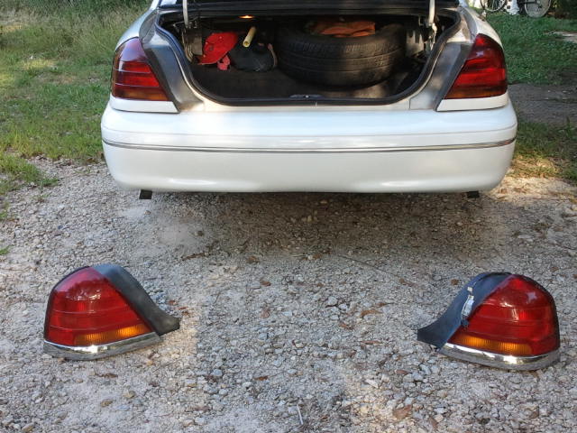 1998 Ford Crown Victoria
Tricky Vicky