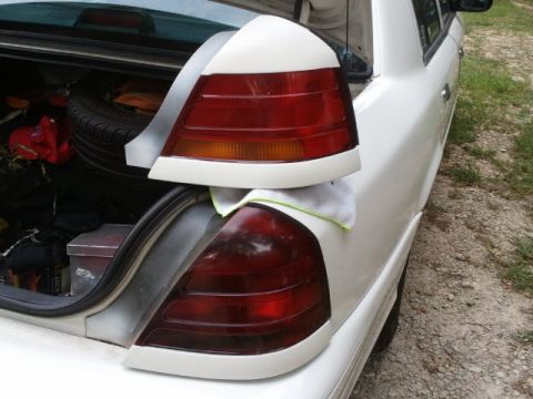 1998 Ford Crown Victoria - 1998 Ford Crown Victoria Tricky Vicky lights painted