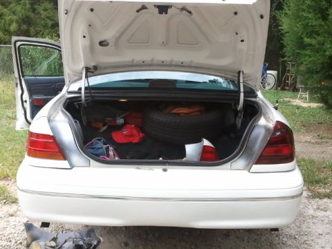 1998 Ford Crown Victoria - 1998 Ford Crown Victoria Tricky Vicky