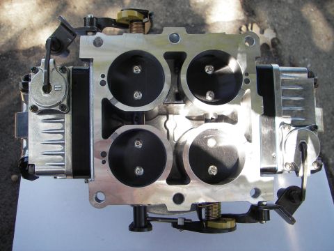 1972 Ford Ranchero - the internal linkage that many feared might fall into the engine is gone