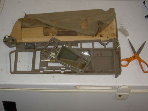 1997 Chevrolet Silverado 3500 - These visors are almost entirely glued together. The elastic band is sewed at the top, but I don't want to replace it anyway. The upholster…