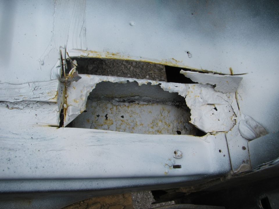 Cut out rust on passengers side