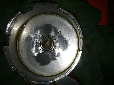1981 Garelli Rally Sport - Metal clutch basket with visible splines and a central bearing race, likely a motorcycle part.