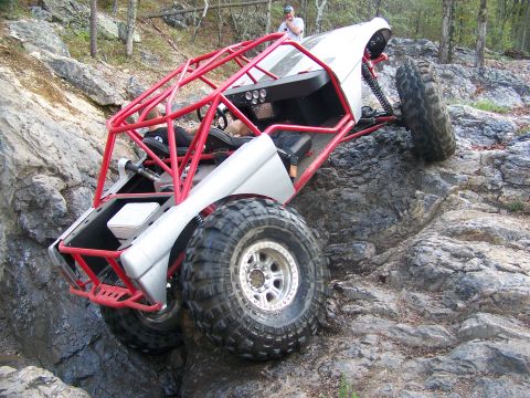 2001 Dodge 1500 - This custom buggy navigates a challenging rocky obstacle course.