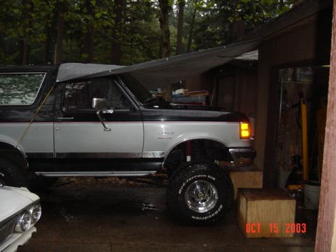 1989 Ford Bronco - Had to make me a rain cover
