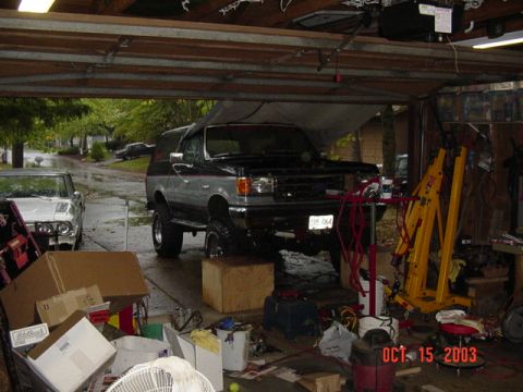 1989 Ford Bronco - It is just pouring down rain..(of course)