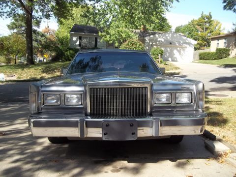 1988 Lincoln Town Car