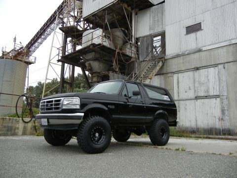 1993 Ford Bronco photo