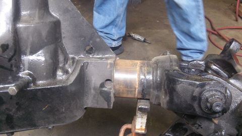 1979 Ford Bronco - Close-up view of vehicle axle and suspension components, with a Supermotors logo visible at the bottom right.