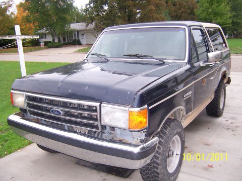 1990 Ford Bronco photo