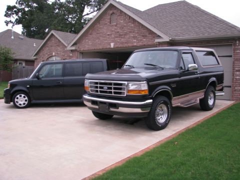 1996 Ford Bronco photo