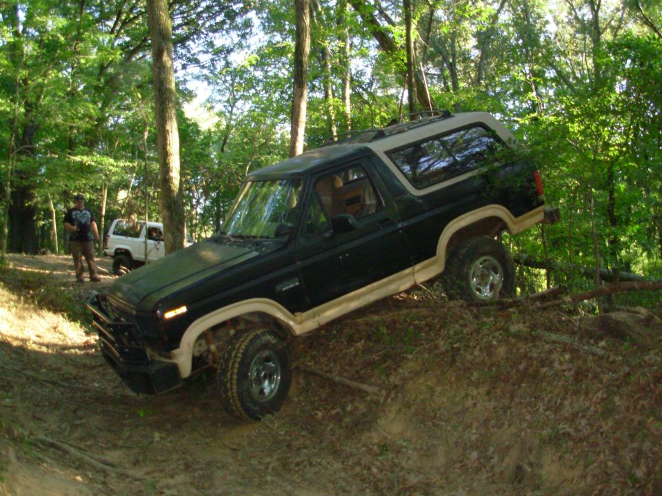 After a brief winch pull, I got back on the wheels, lined up, and drove out.