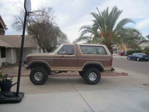 1985 Ford Bronco photo