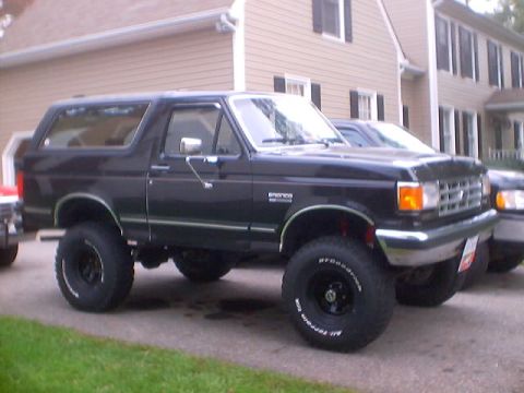 1989 Ford Bronco - with the 35's