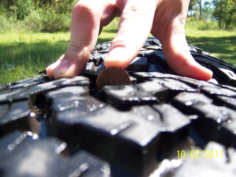 1986 Ford Bronco - 75-80% tread 33x12.50x15 BFG All Terrains