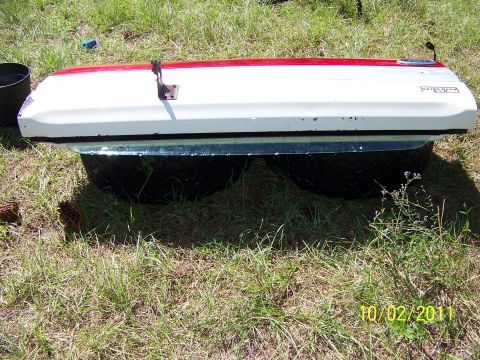 1986 Ford Bronco - has glass, motor, wiring pigtail that hooks up in tail ligh recess