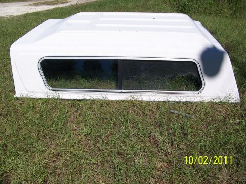 1986 Ford Bronco - slider window on side