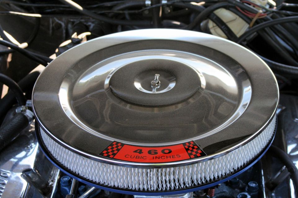 Chrome air cleaner with 460 cubic inches label