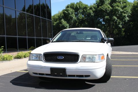 2003 Ford Crown Victoria - removed: Ford OEM Federal Signal LED CHMSL Ford OEM 17x7.5 Steel Wheels (10 oval holes) Ford OEM 17inch 06-11 Full Wheel Covers Go-Rhino 50…