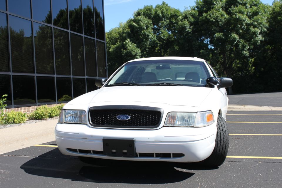 removed:

Ford OEM Federal Signal LED CHMSL
Ford OEM 17x7.5 Steel Wheels (10 oval holes)
Ford OEM 17inch 06-11 Full Wheel Covers
Go-Rhino 5040 Push Bar (No-Fascia Cut) - SOLD $300
Tremco Unit