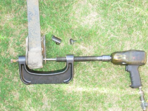 2004 Land Rover Land Rover - While checking the fit without the brackets, I found the front bolts seized in the bushings. This ball joint press made short work of remov…