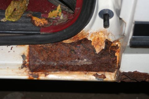 1989 Ford Bronco - Worse when you open the door