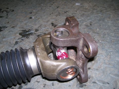 1991 Ford Bronco - Custom driveshaft, started life as a front shaft for a F-350. 1350 U-joints with a custom 1350/1330 joint for the pinion flange. For inform…