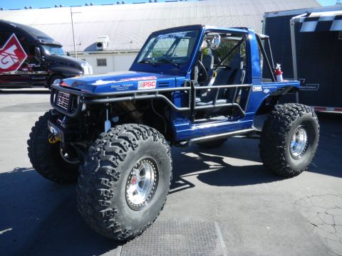 1997 Ford Ranger - This heavily modified off-road vehicle is not a 1997 Ford Ranger.