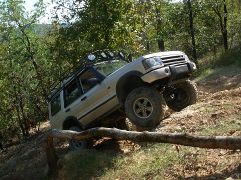 1983 Ford Bronco - Wrangler Rocks