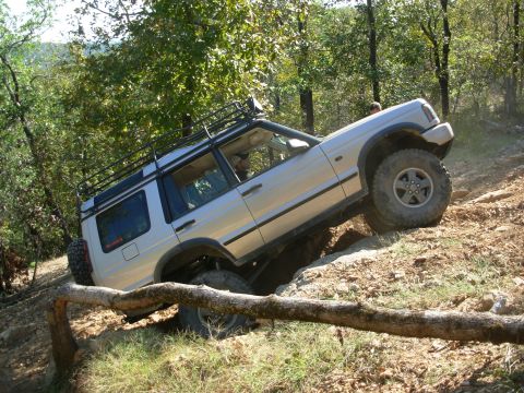 1983 Ford Bronco - Wrangler Rocks