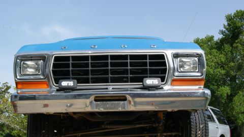 1978 Ford Bronco - The grille and headlight design suggest this Ford truck is a 1979 model, not a 1978 Bronco.