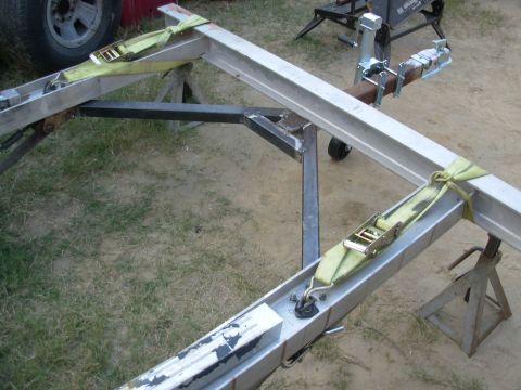 2004 Land Rover Land Rover - I've tacked the tongue together, and it's pinned to the leaf spring brackets so the deck can tilt.