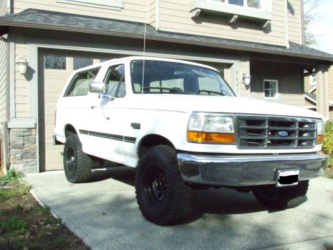 1996 Ford Bronco photo