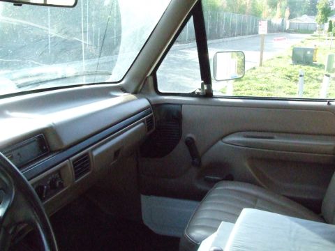 1996 Ford Bronco photo