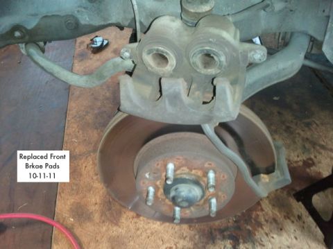 1998 Ford Crown Victoria - r/r new brakes pads Tricky Vicky old pads were marginal 10-11-2011 128444 miles