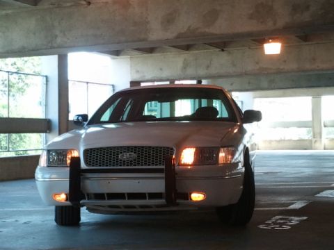 1998 Ford Crown Victoria - 98 p71 Tricky Vicky with her sexy fogs