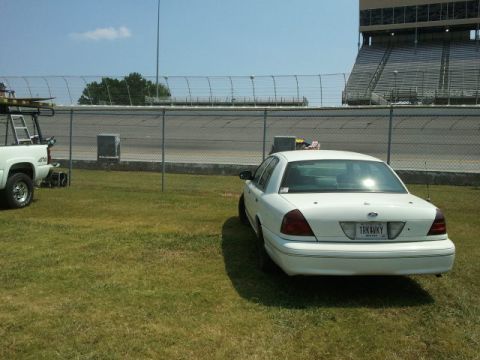 1998 Ford Crown Victoria photo