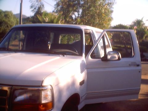 1996 Ford Bronco photo