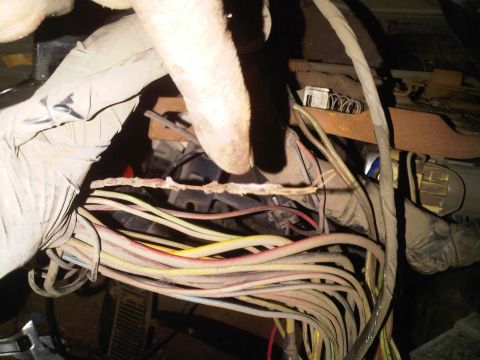 1985 Ford Bronco - burnt wire under dash..