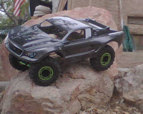 1985 Ford Bronco - This remote control truck is designed for off-road crawling over rough terrain.