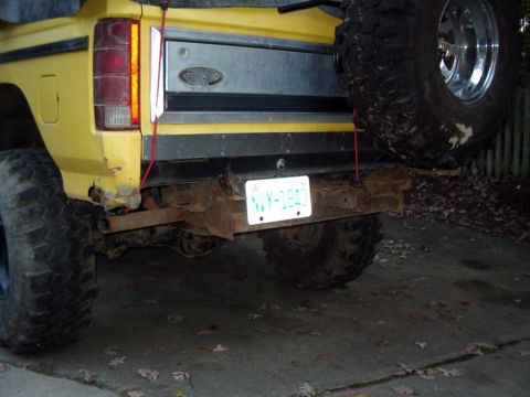 1985 Ford Bronco - Took off the rear bumper, and cut and flipped the hitch for more ground clearance. Kept banging that thing.