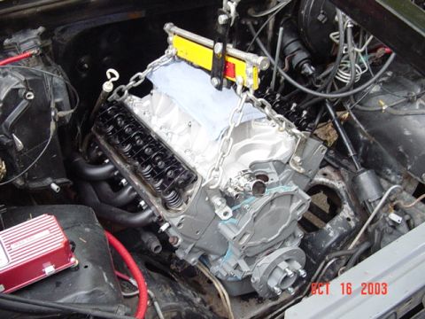 1989 Ford Bronco - Its in there, just gotta get it bolted up