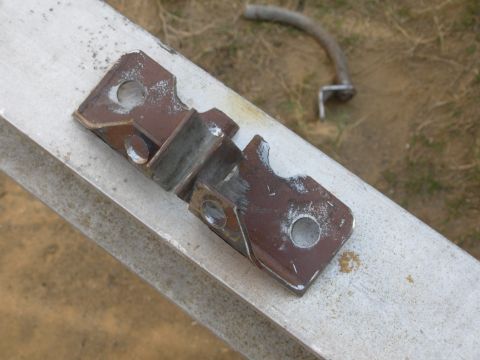 2004 Land Rover Land Rover - I finally came up with an idea for the the e-brake cable brackets that eliminates one set of tubes, and doesn't need any extra bolts or wel…