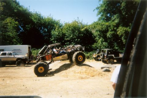 1988 Ford Bronco - rock comp in mytle creek
