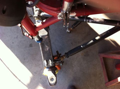 Suzuki Samurai - Custom suspension part shown in detail, likely for off-road use.