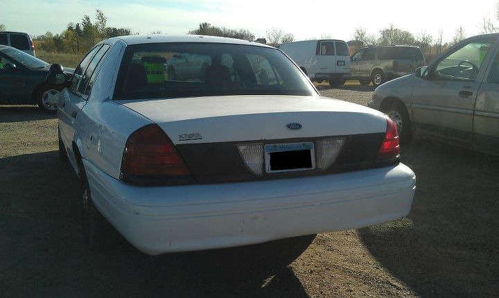 2004 Ford Crown Victoria