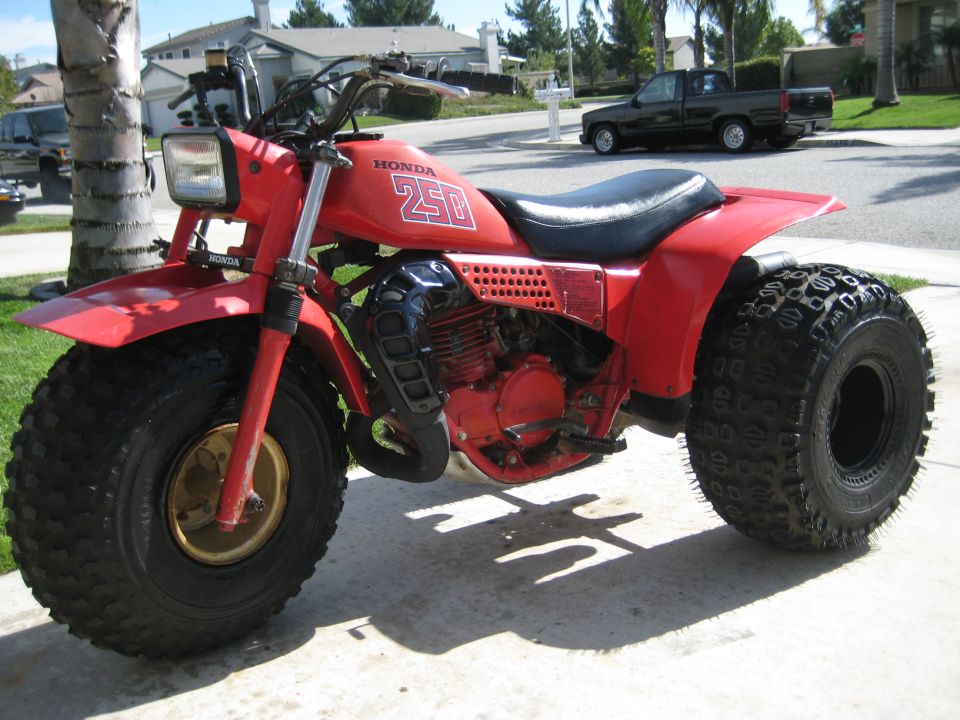 1982 Honda 250 R “Old red”
